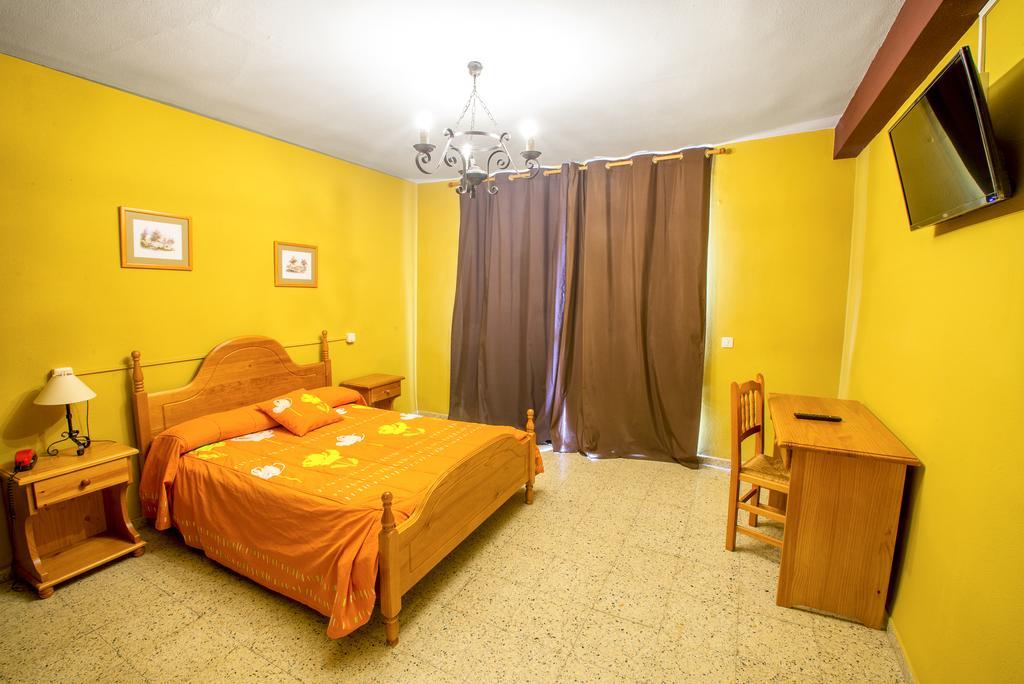 Hostel La Casona Del Pinar San Rafael